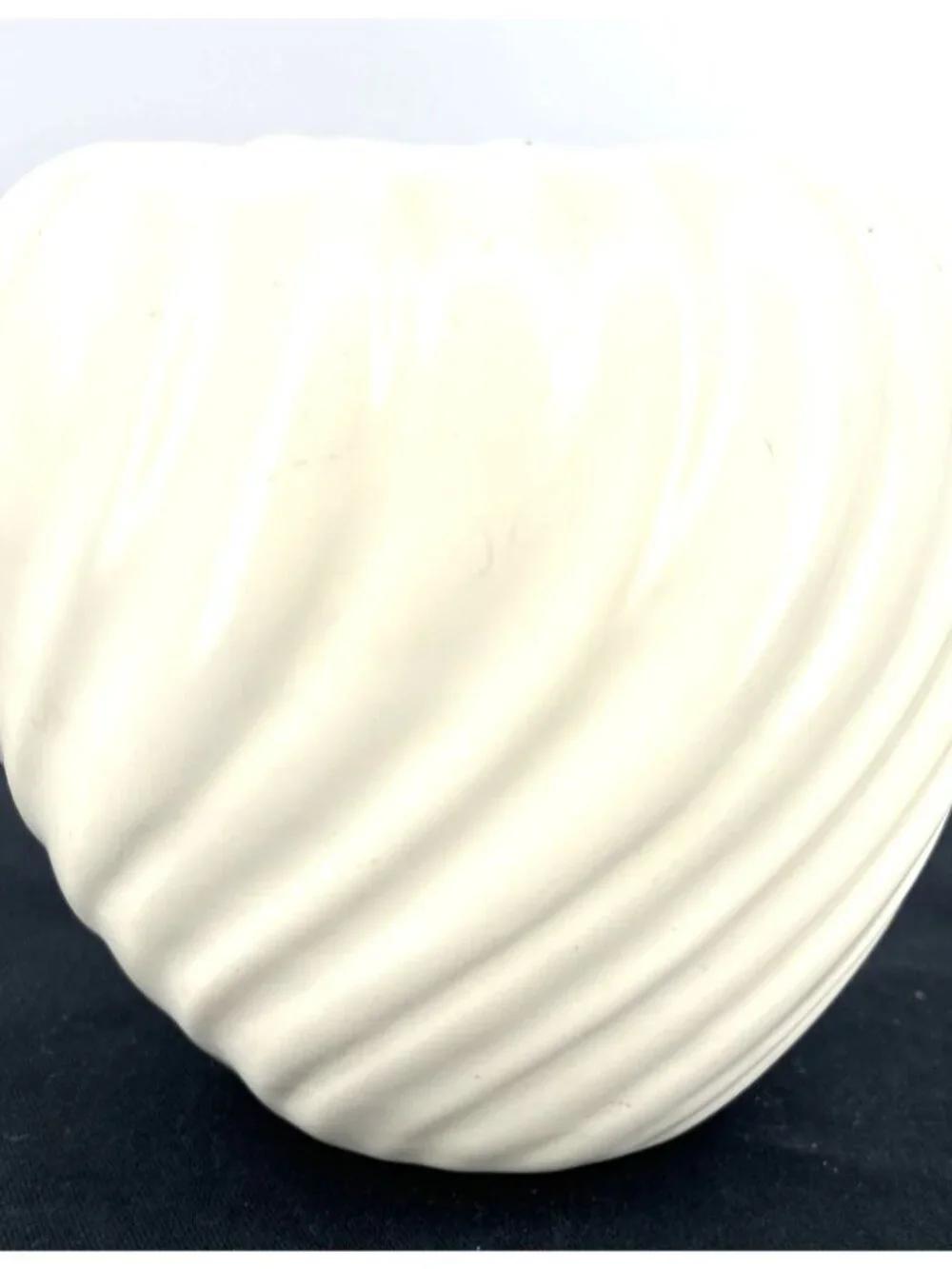 Gladding McBean Vase Franciscan Ware Cream Coronado Art 5.5